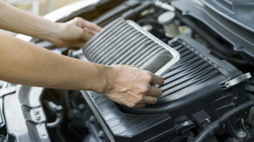 See P2135 repair manual